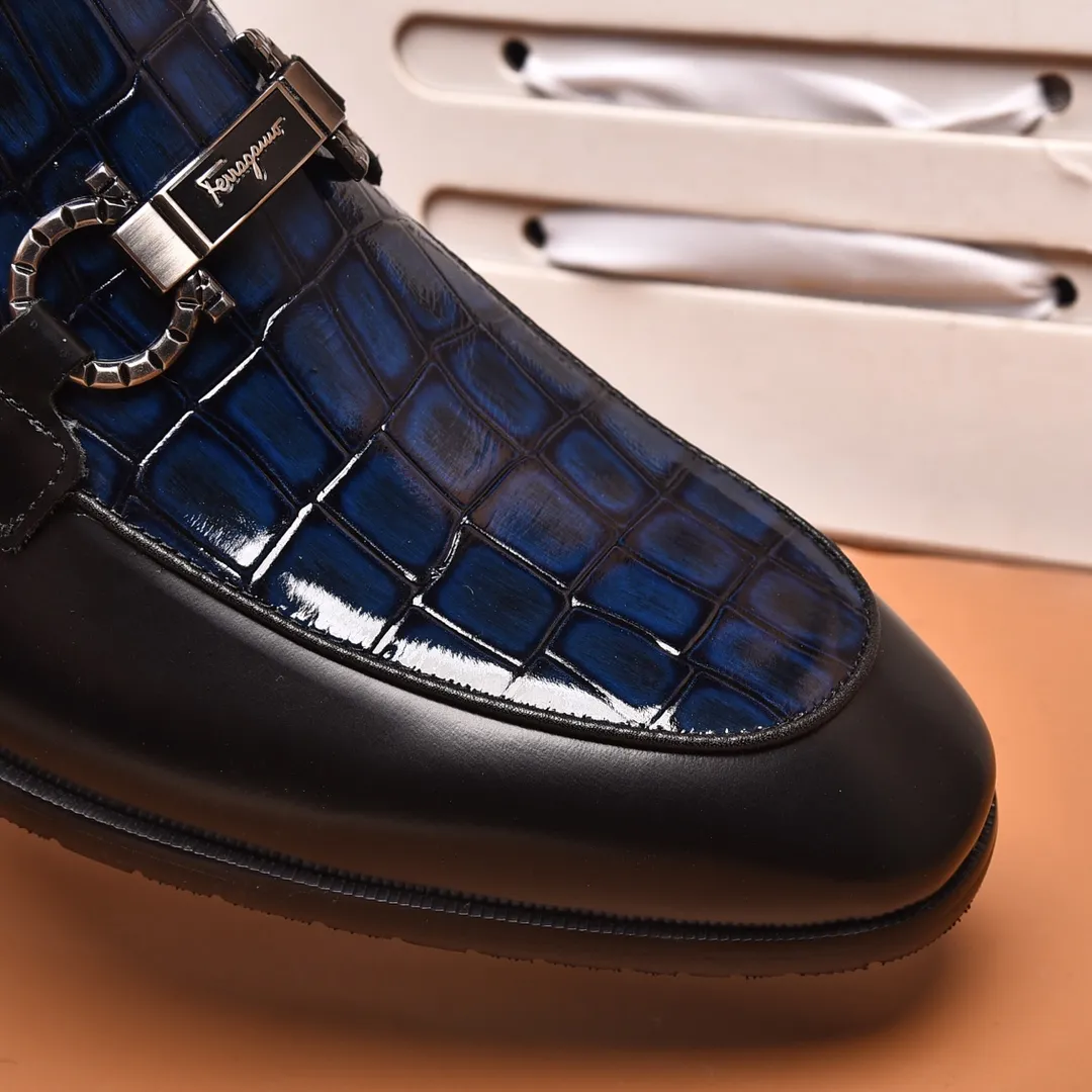 Men's shoes 💰540📛📛(water-dyed cowhide) Salvatore Ferragamo high-end (Salvatore Ferragamo) is the world's top luxury footwear brand. It comes from the fashion kingdom of Italy and is famous all over the world for its traditional handmade design and novel styles...🚶🏻🚶🏻New suit shoes are available simultaneously at the counter. This model is purely handmade. The fabric is imported from Italy's original first-layer cowhide. Soft water-dyed cowhide lining. Original authentic outsole🌀🌀Size: 38➖44